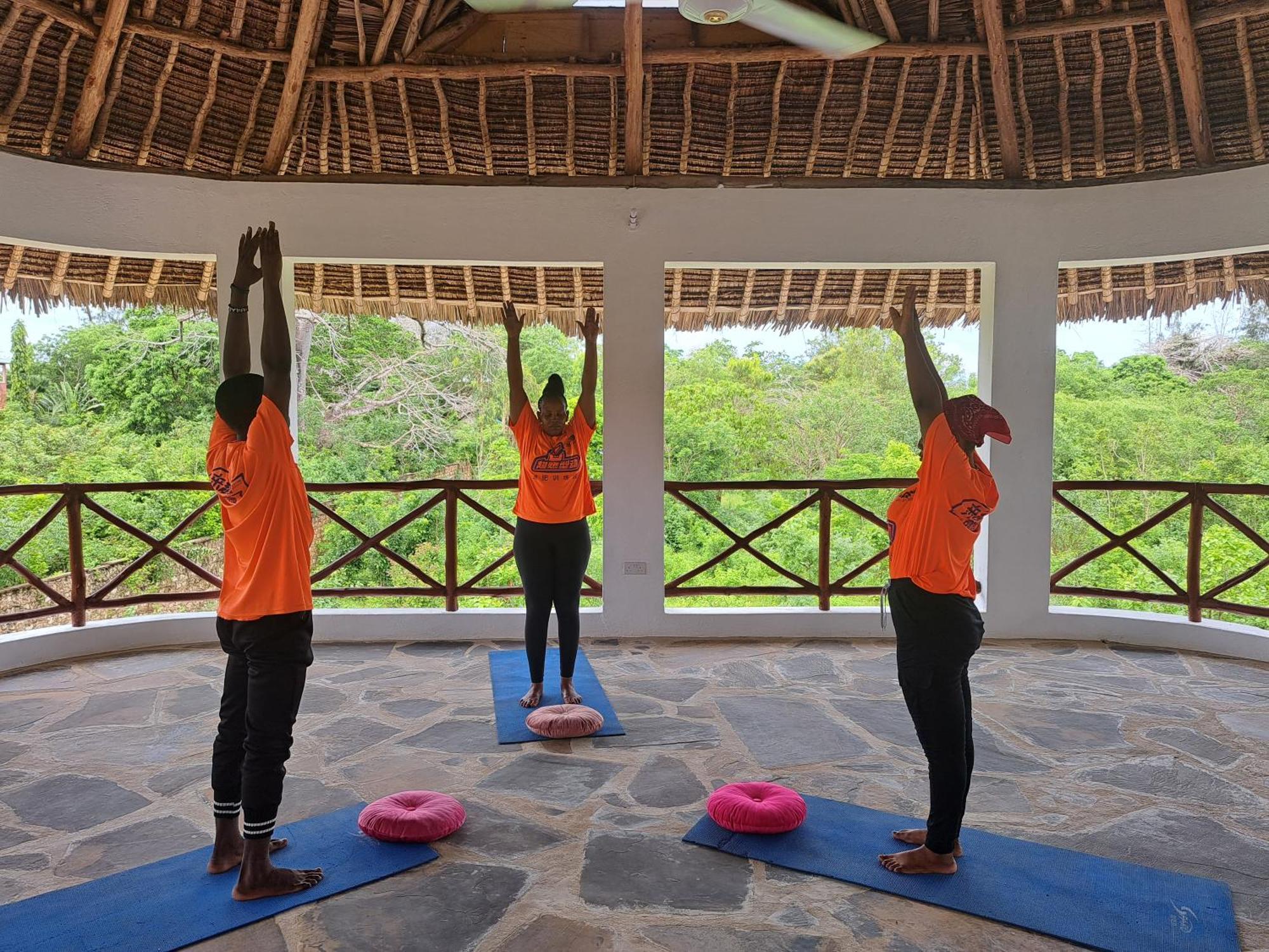 Bed and Breakfast Diani Yoga Barn Ukunda Zewnętrze zdjęcie