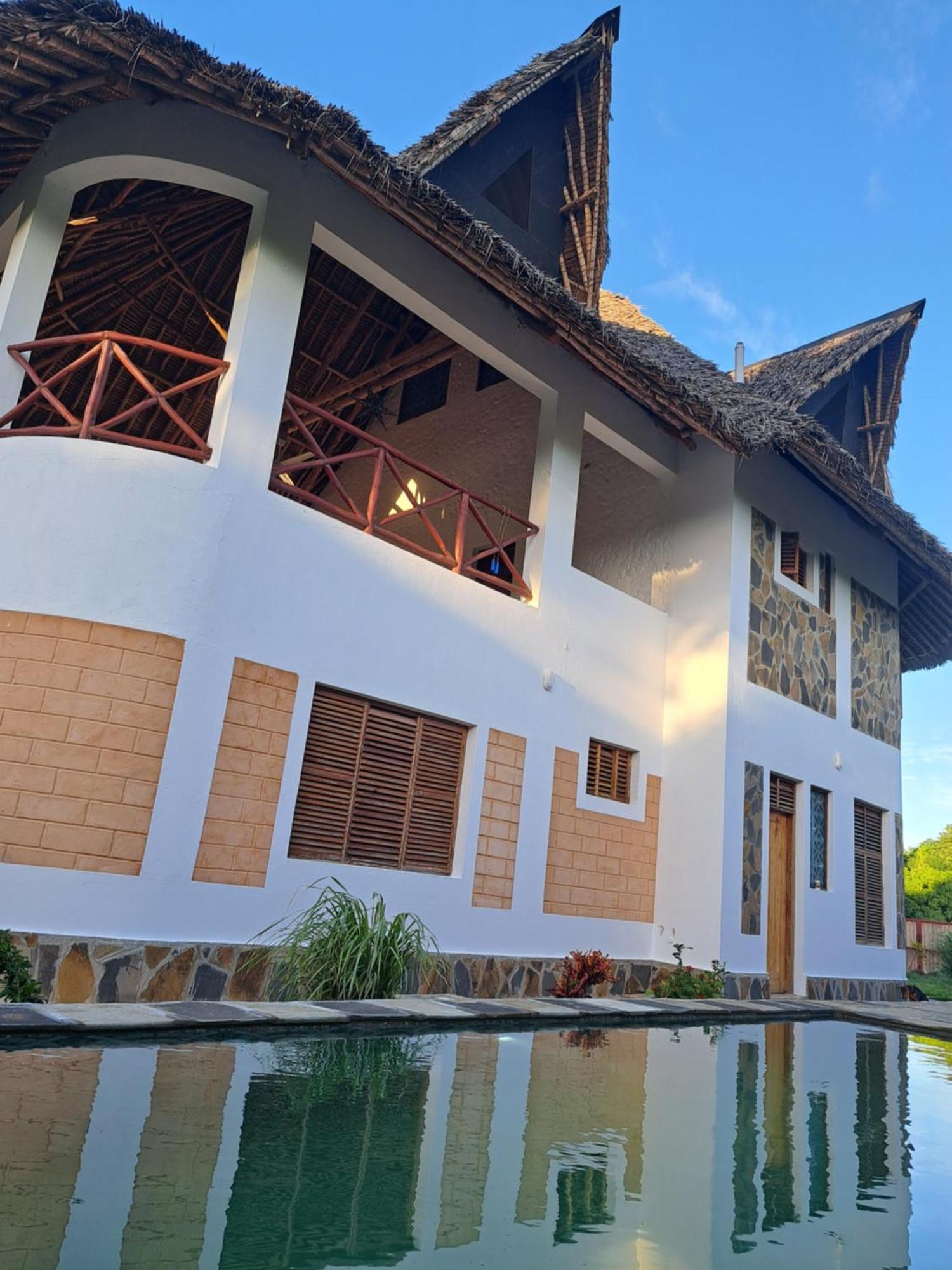 Bed and Breakfast Diani Yoga Barn Ukunda Zewnętrze zdjęcie