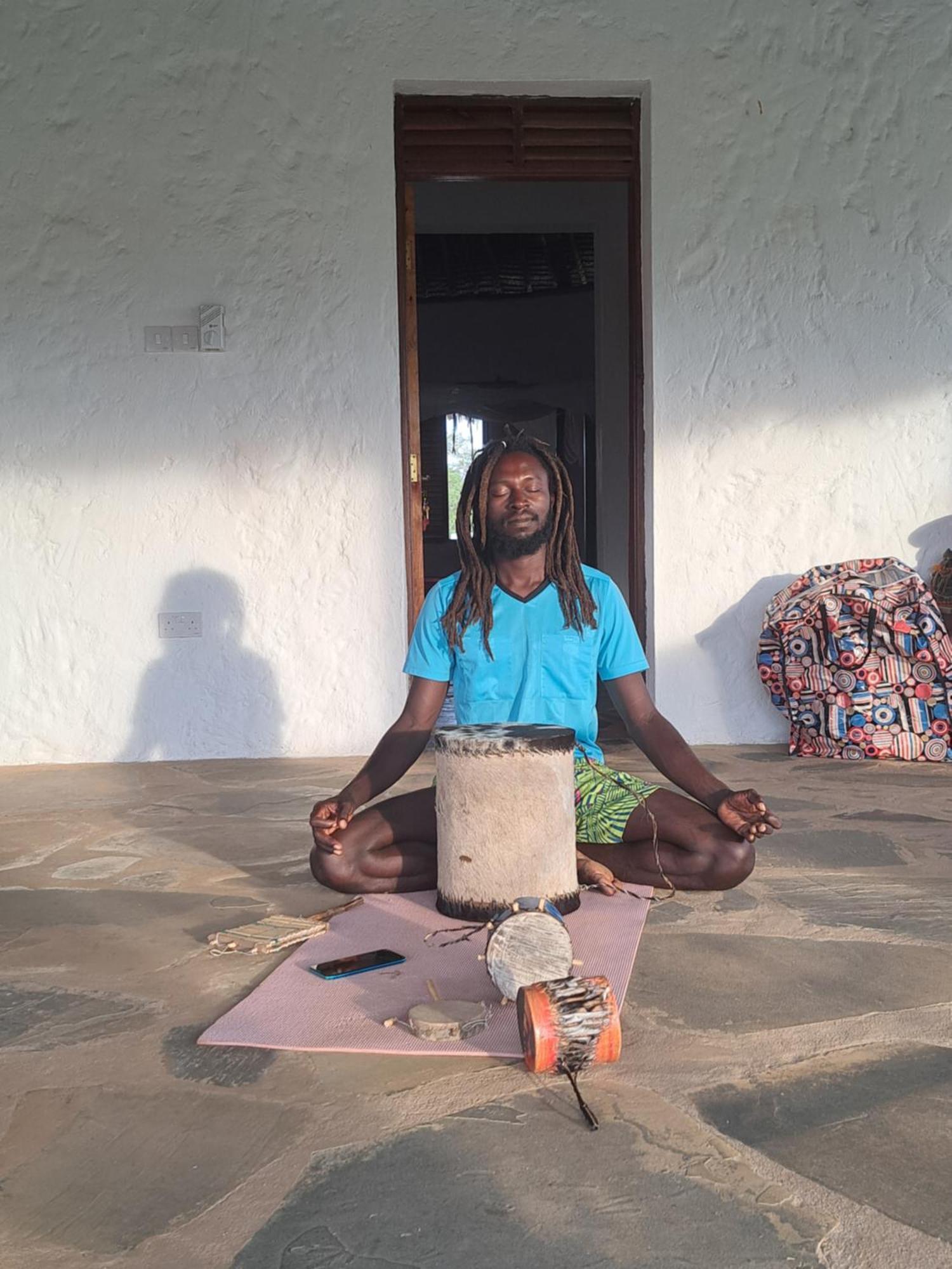Bed and Breakfast Diani Yoga Barn Ukunda Zewnętrze zdjęcie