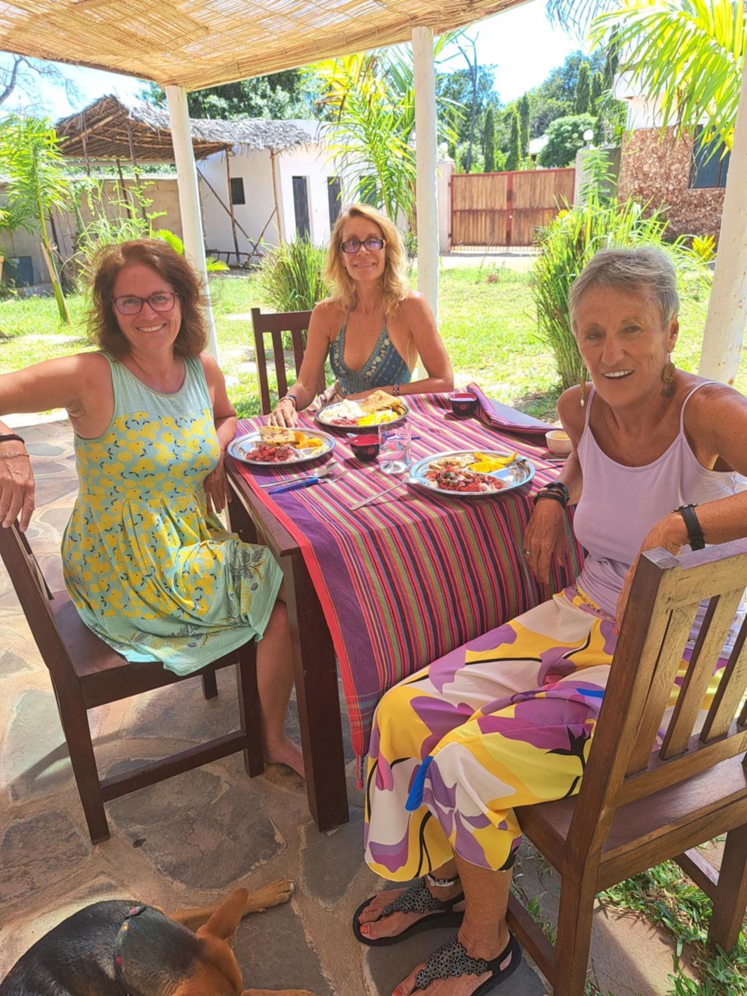 Bed and Breakfast Diani Yoga Barn Ukunda Zewnętrze zdjęcie